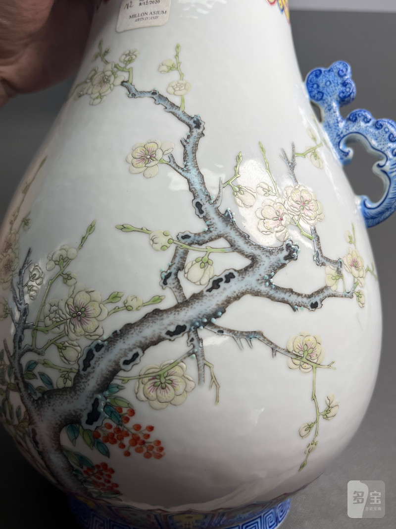 民国  粉彩梅花花卉图螭耳尊（一对） - 图12